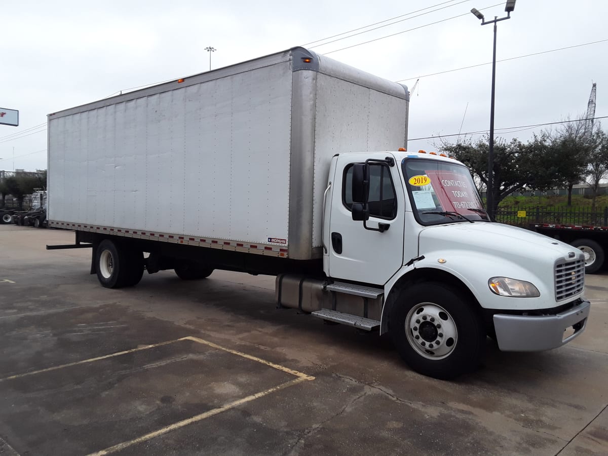 2019 Freightliner/Mercedes M2 106 875847