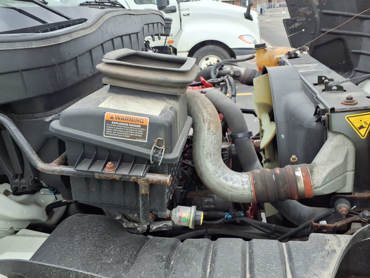 2019 Navistar International 4300 875889