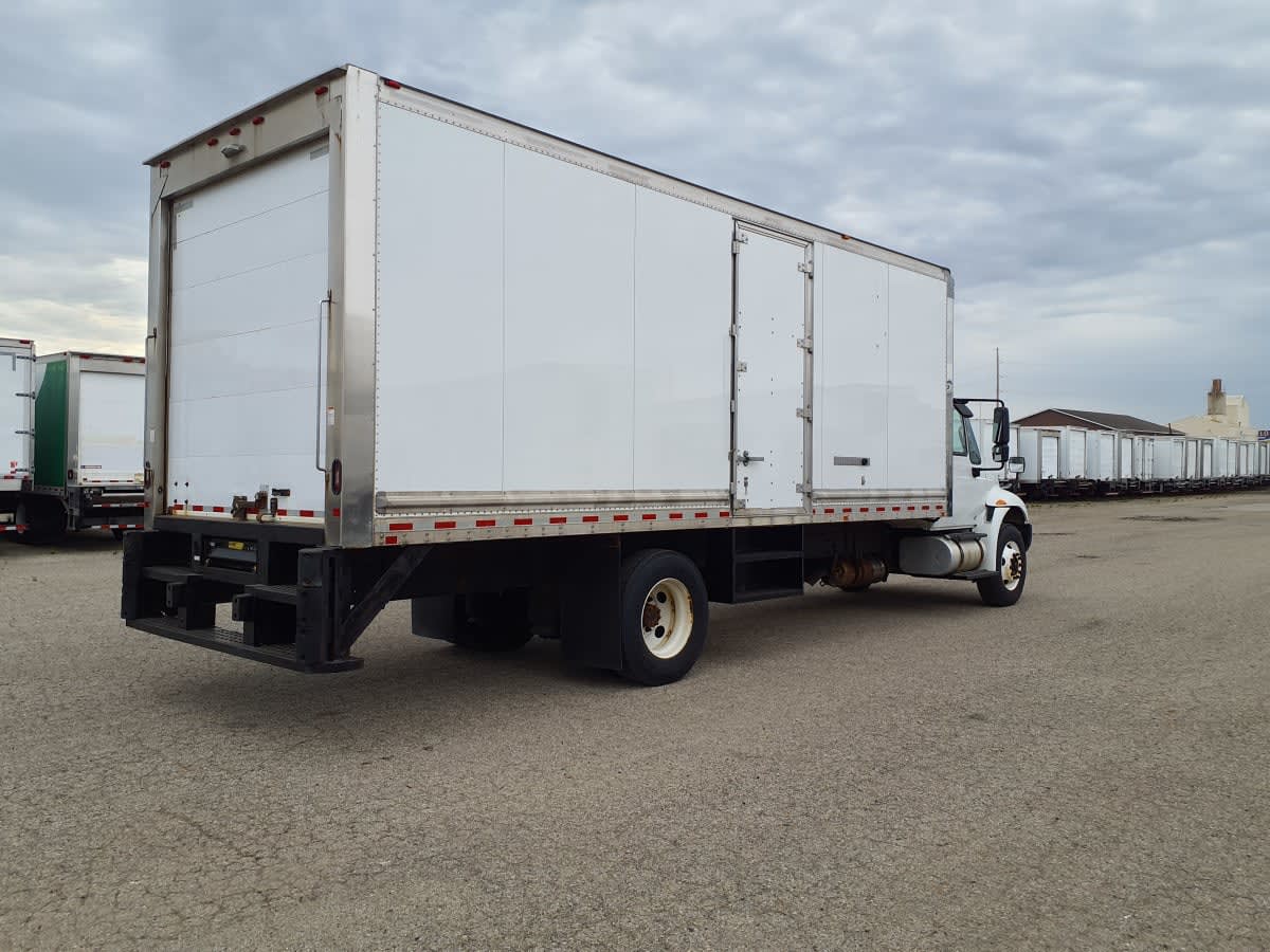 2019 Navistar International 4300 875901