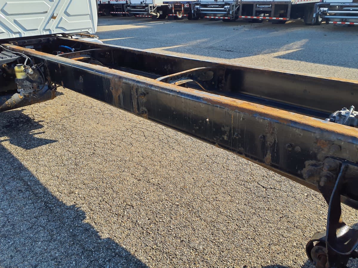 2019 Navistar International 4300 875902