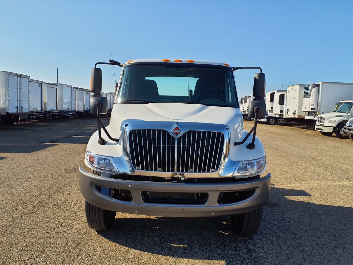 2019 Navistar International 4300 875902