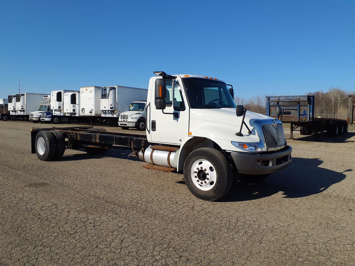 2019 Navistar International 4300 875902