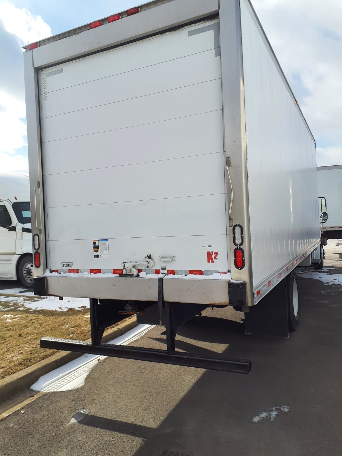 2019 Freightliner/Mercedes M2 106 875943