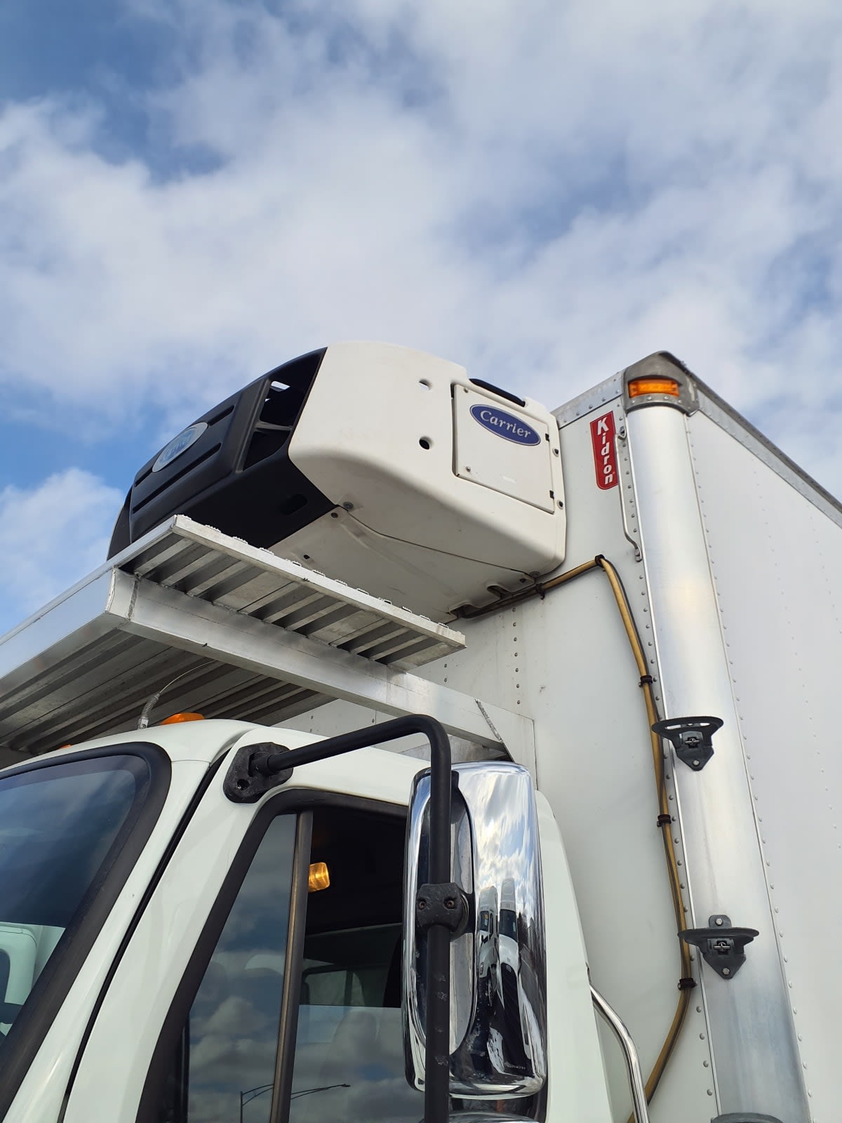 2019 Freightliner/Mercedes M2 106 875943