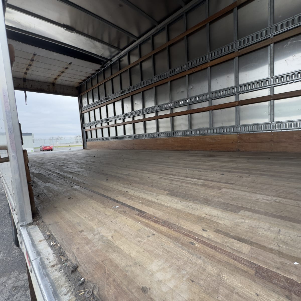 2019 Freightliner/Mercedes M2 106 875946