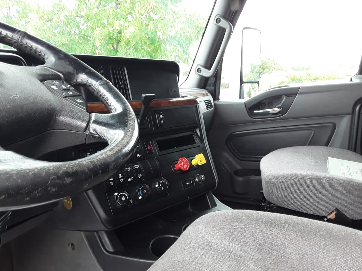 2019 Navistar International LT625 SLPR CAB 875963