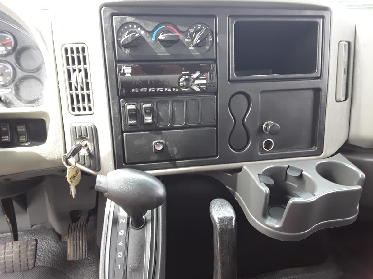 2019 Navistar International 4300 876021