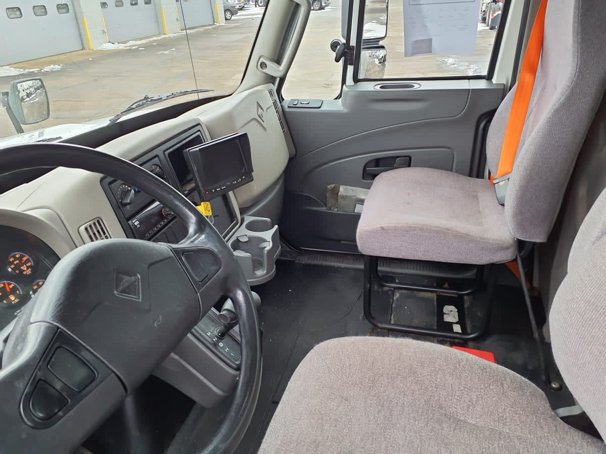 2019 Navistar International 4300 876024