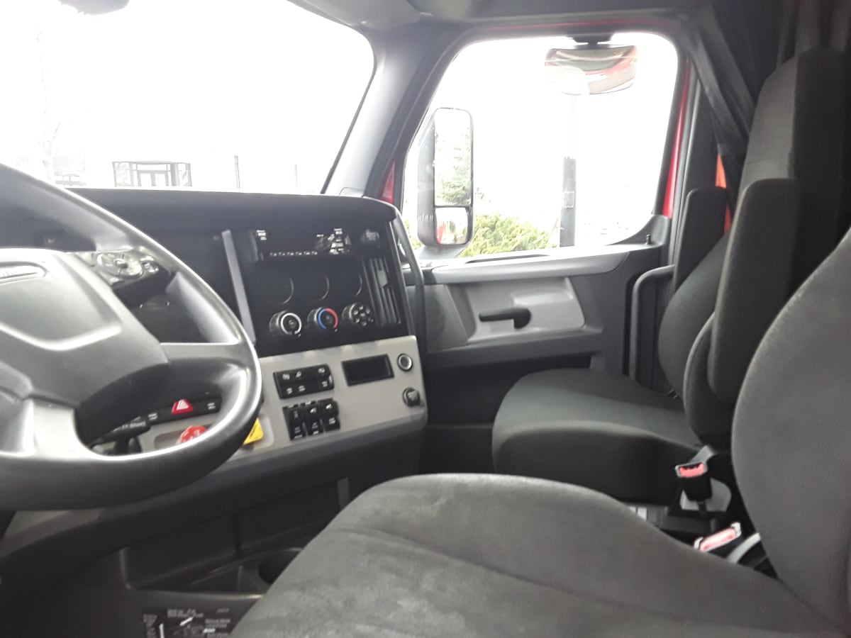 2019 Freightliner/Mercedes NEW CASCADIA PX12664 876105