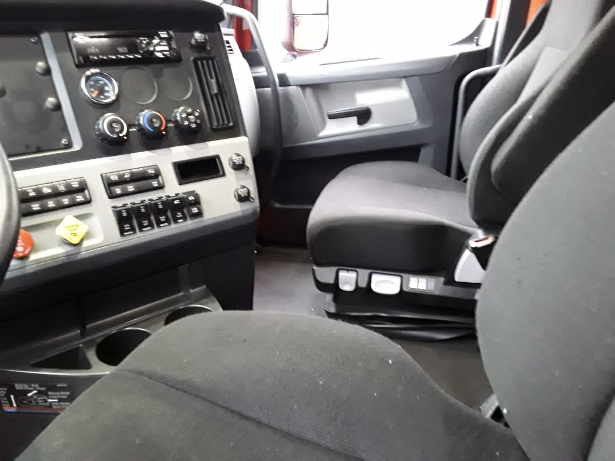 2019 Freightliner/Mercedes NEW CASCADIA PX12664 876127