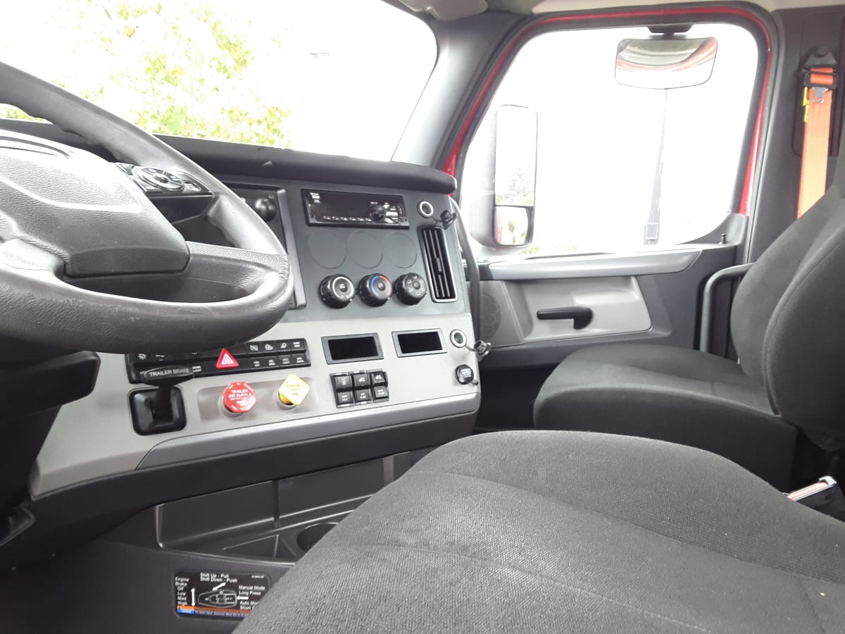 2020 Freightliner/Mercedes NEW CASCADIA PX12664 876206