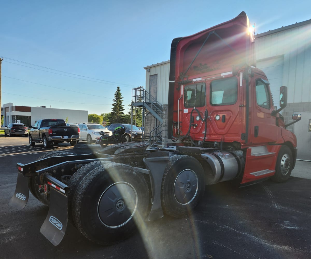 2019 Freightliner/Mercedes NEW CASCADIA PX12664 876227