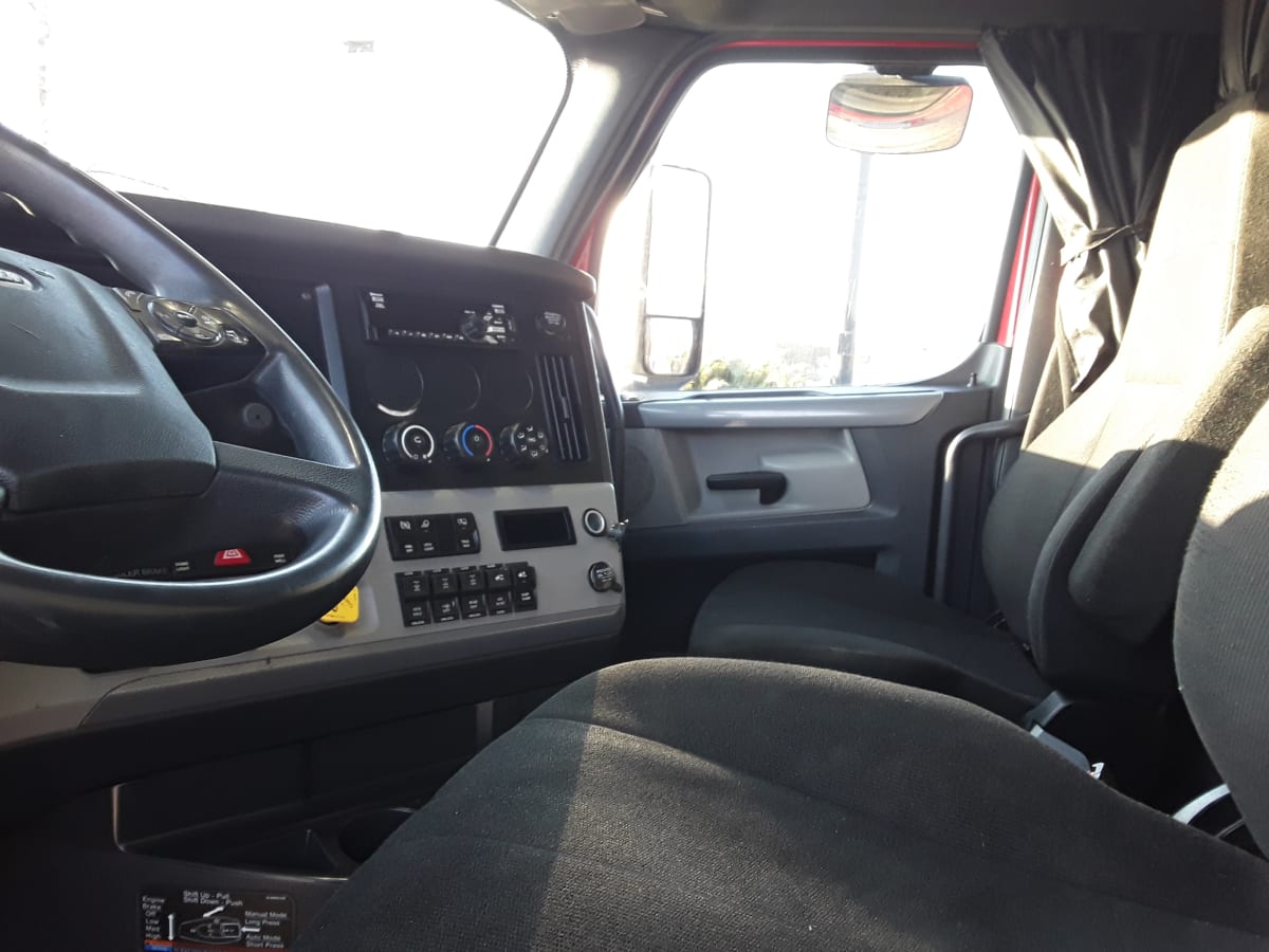 2019 Freightliner/Mercedes NEW CASCADIA PX12664 876233