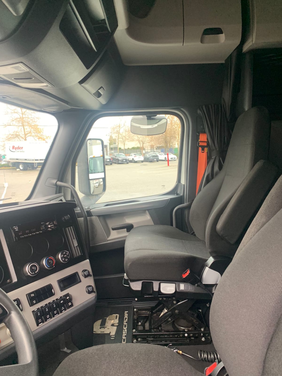 2020 Freightliner/Mercedes NEW CASCADIA PX12664 876531