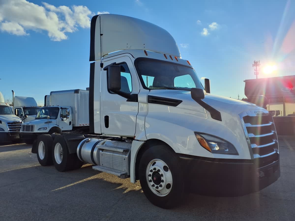 2019 Freightliner - image 3