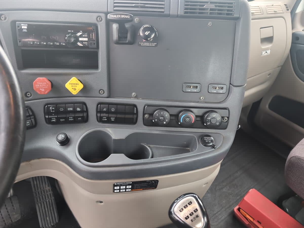 2020 Freightliner/Mercedes CASCADIA 113 876634