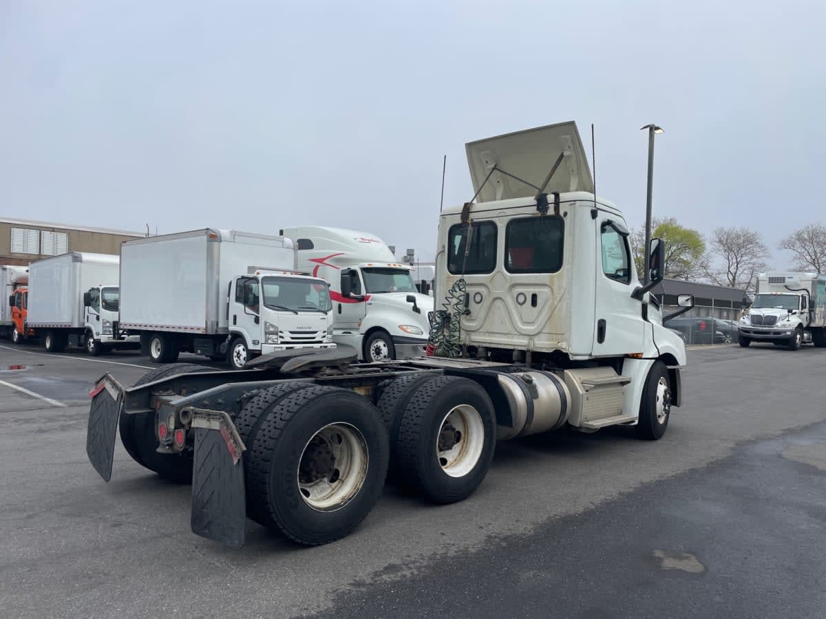 2019 Freightliner/Mercedes NEW CASCADIA PX12664 876646
