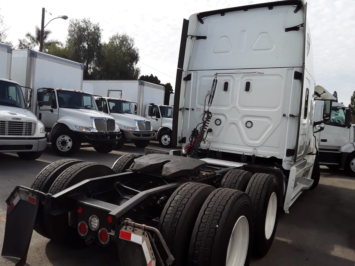 2019 Freightliner/Mercedes NEW CASCADIA PX12664 876678