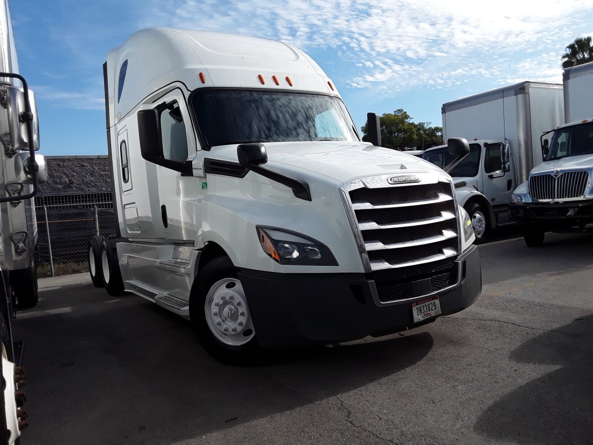 2019 Freightliner/Mercedes NEW CASCADIA PX12664 876678