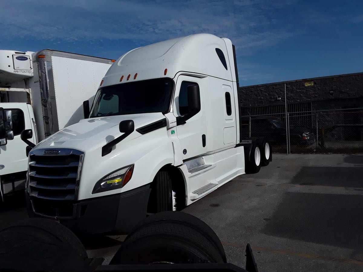 2019 Freightliner/Mercedes NEW CASCADIA PX12664 876678