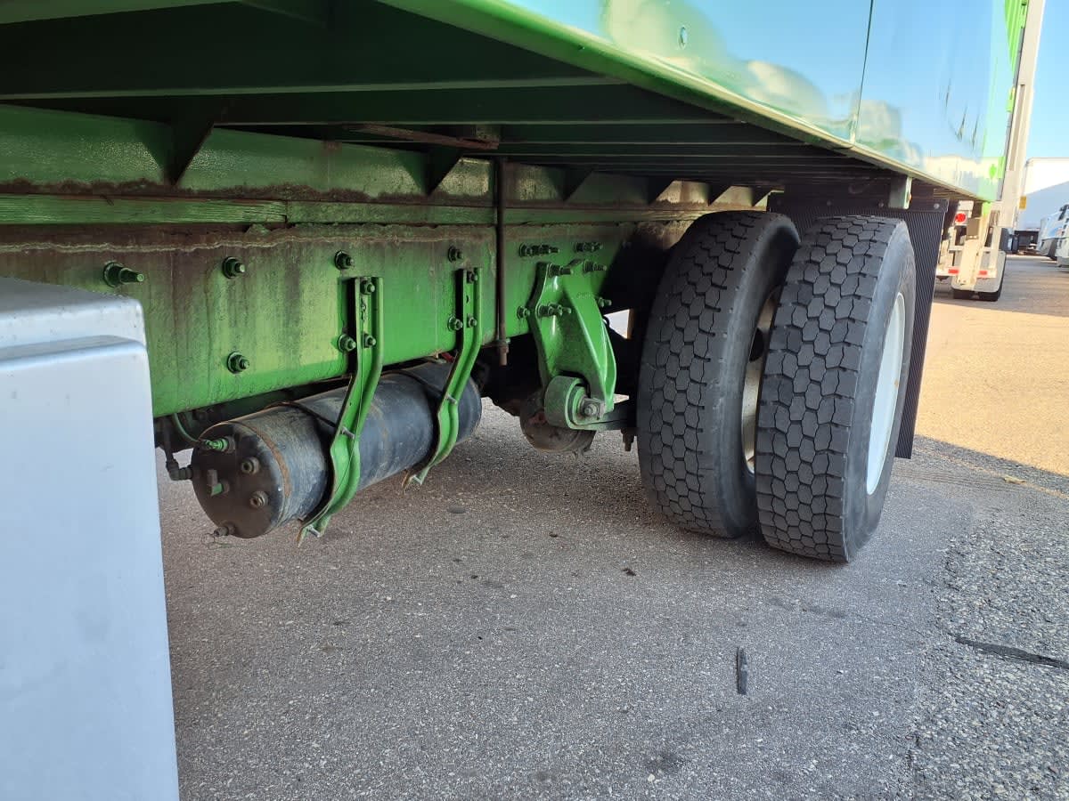 2019 Freightliner/Mercedes M2 106 876695