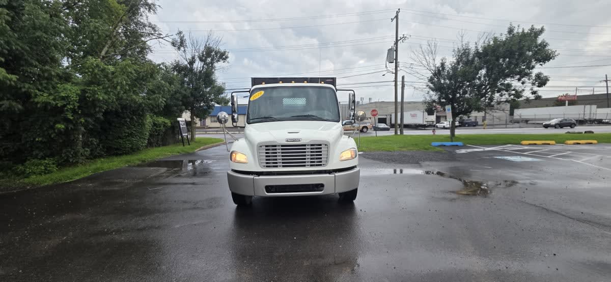 2019 Freightliner M2 106 in Bensalem, PA — photo 2