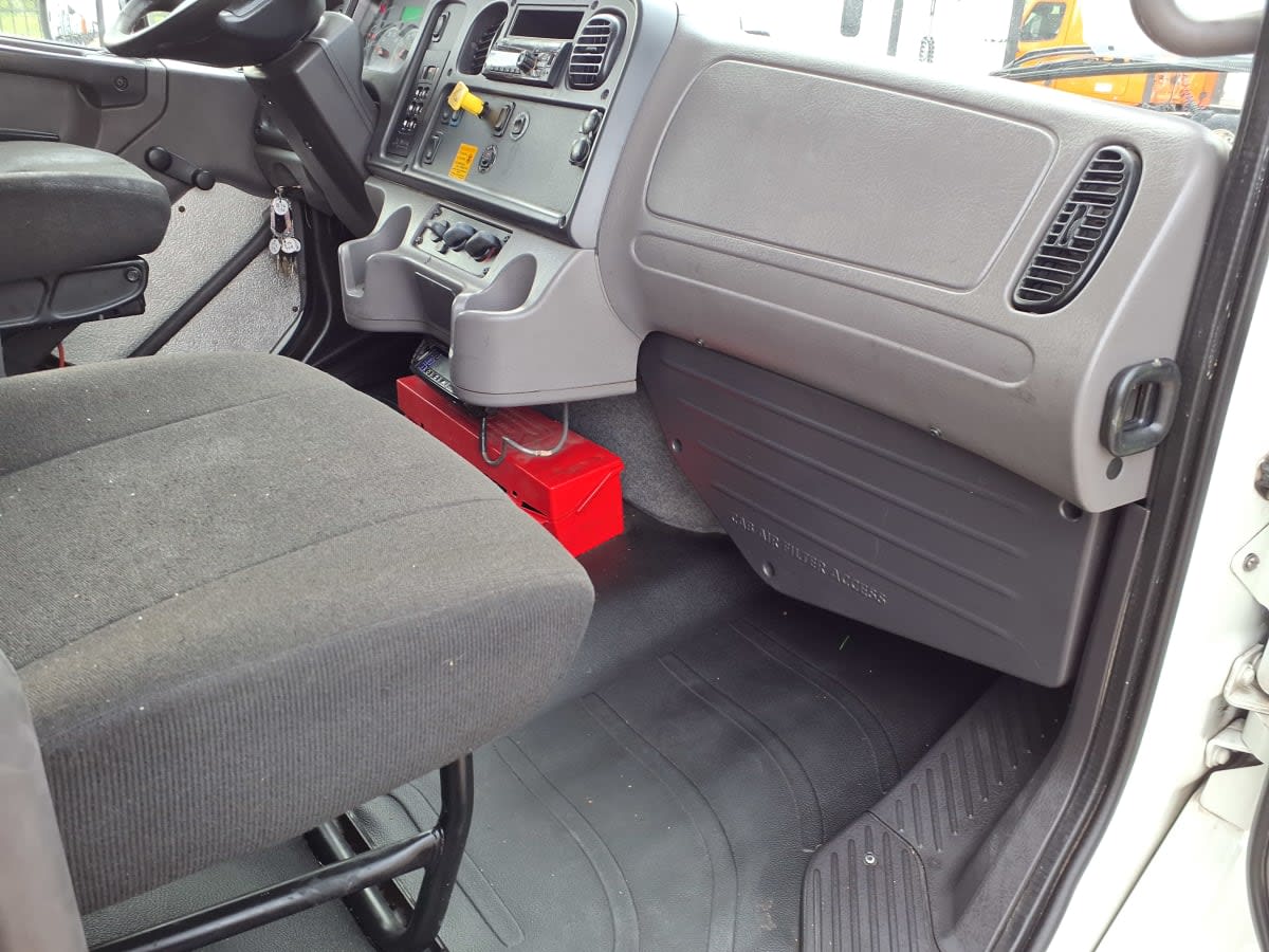 2019 Freightliner/Mercedes M2 106 876736