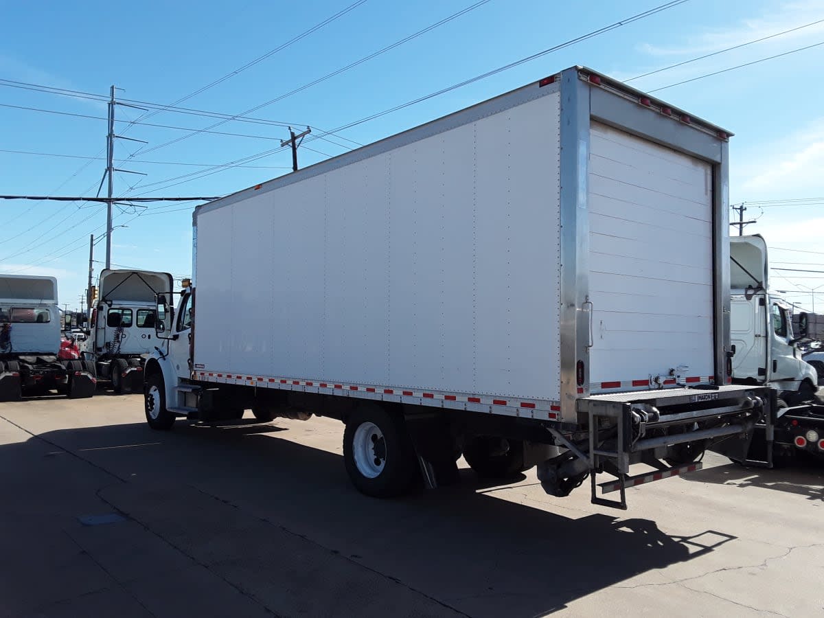 2019 Freightliner M2 106 - image 6