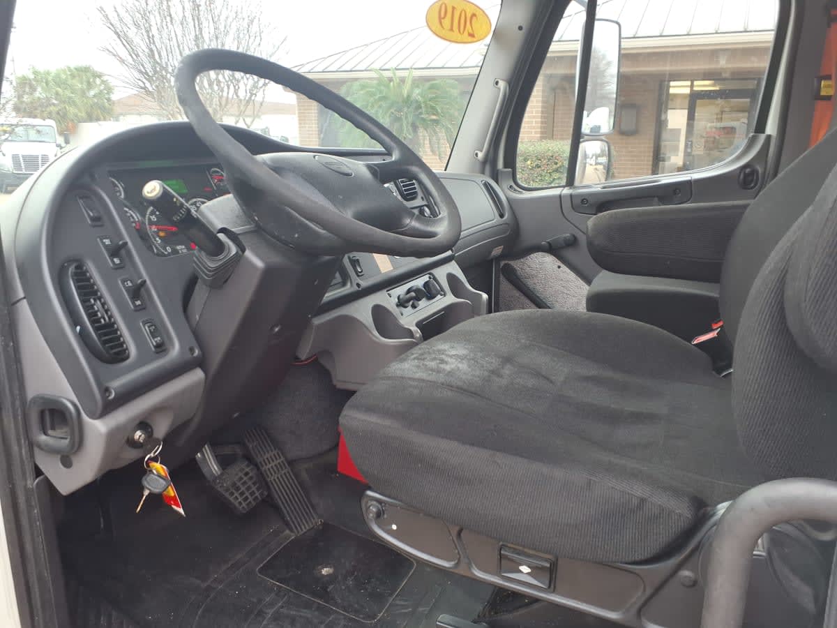 2019 Freightliner/Mercedes M2 106 876749