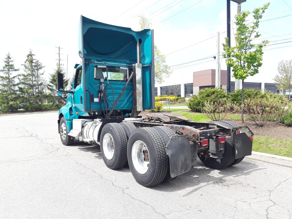 2019 Navistar International LT625 DAYCAB T/A 876771