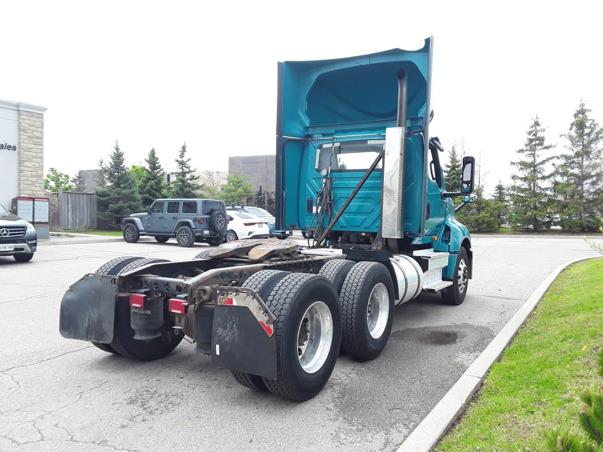 2019 Navistar International LT625 DAYCAB T/A 876771
