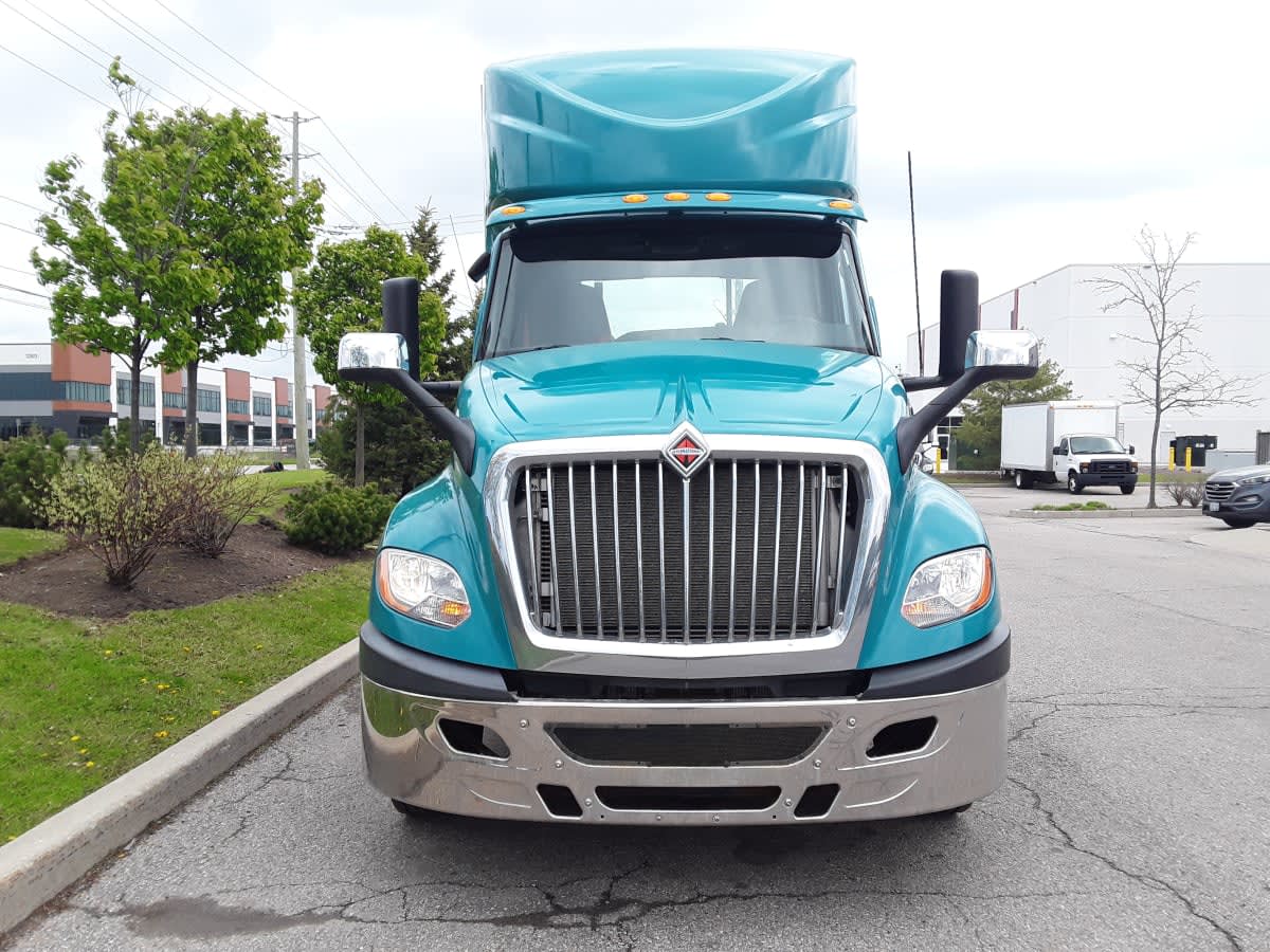 2019 Navistar International LT625 DAYCAB T/A 876771
