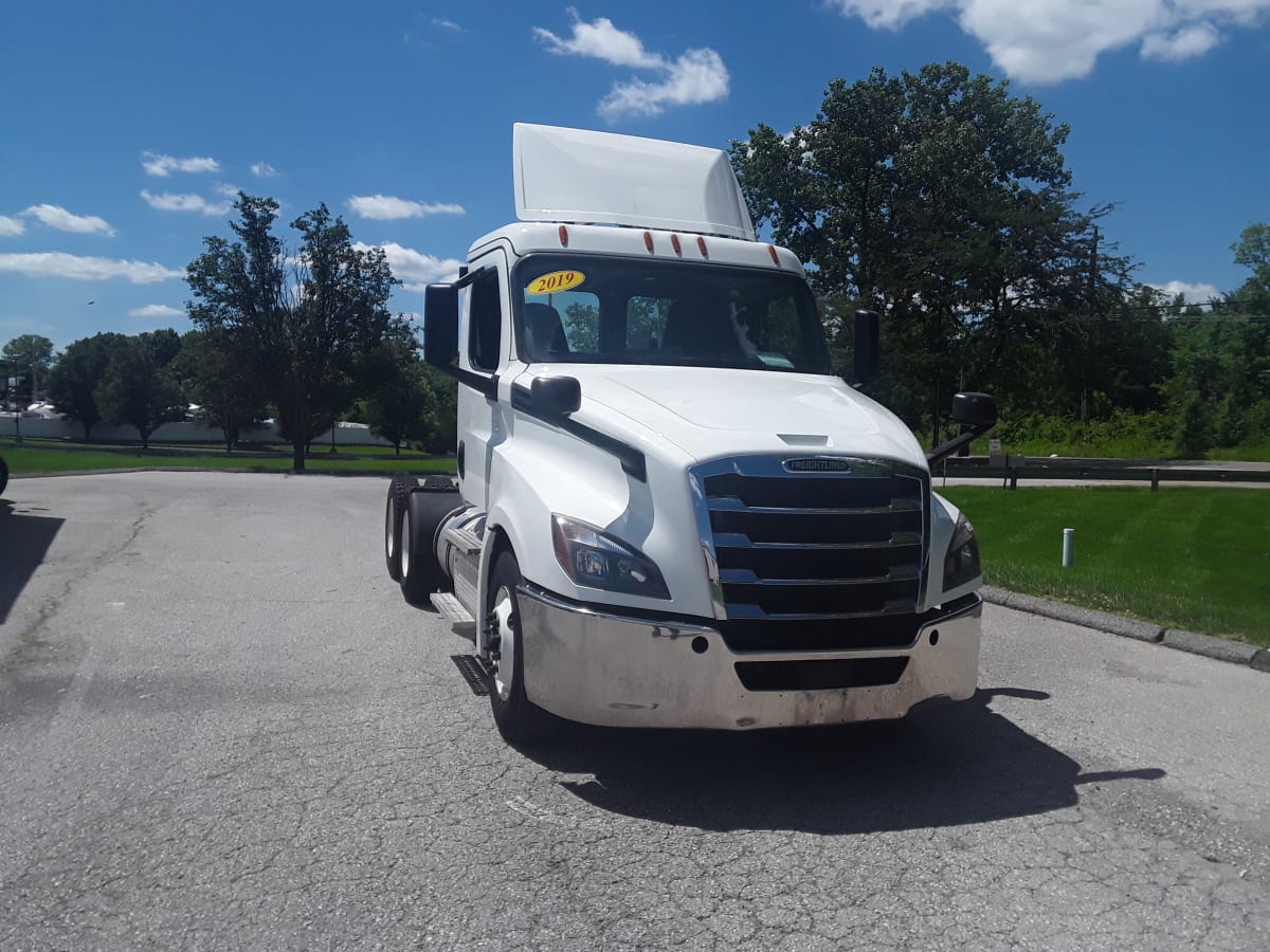 2019 Freightliner/Mercedes NEW CASCADIA PX12664 876817