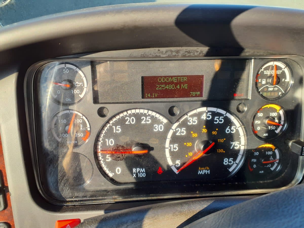 2019 Freightliner M2 106 876821