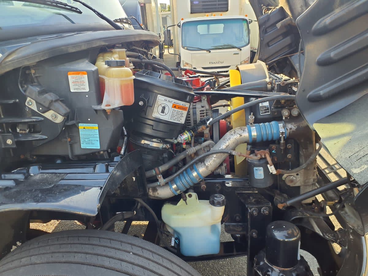 2019 Freightliner M2 106 876821