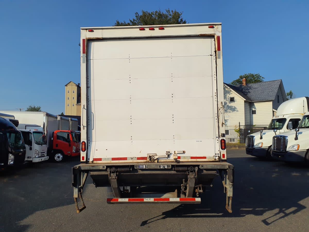 2019 Freightliner M2 106 876821