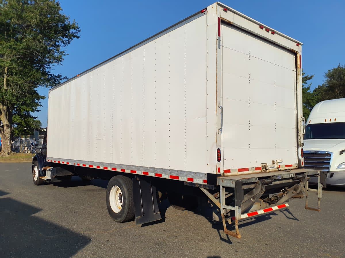 2019 Freightliner M2 106 876821