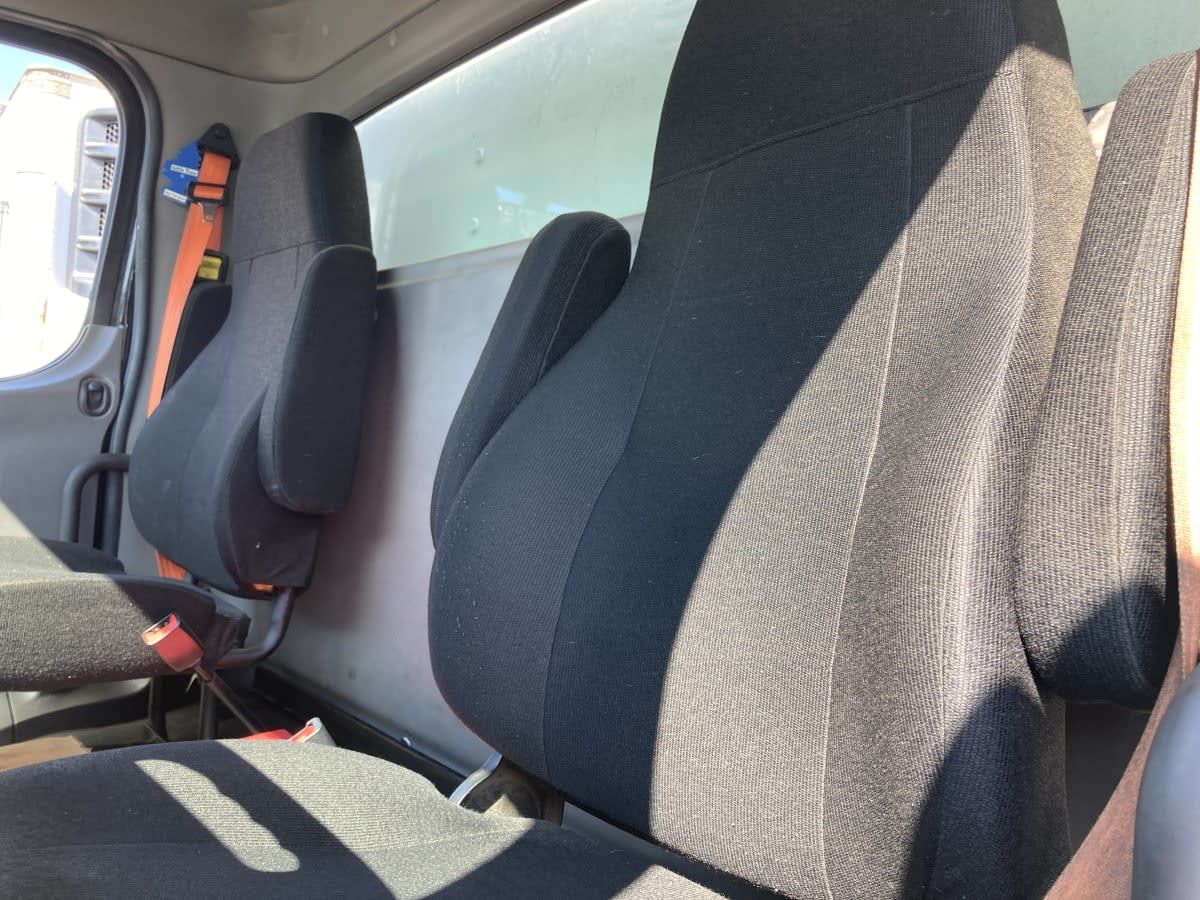 2019 Freightliner/Mercedes M2 106 876822