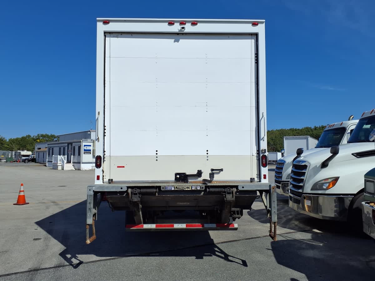 2019 Freightliner/Mercedes M2 106 876823