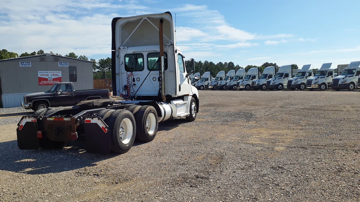 2019 Freightliner/Mercedes NEW CASCADIA PX12664 876826