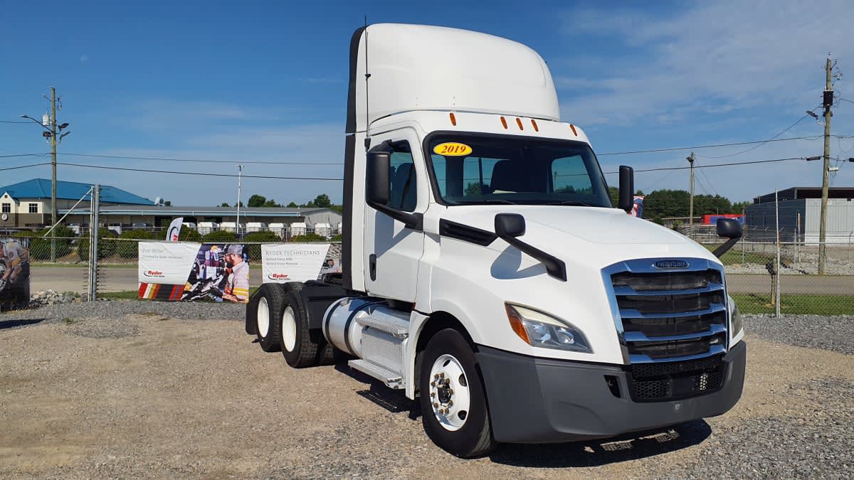 2019 Freightliner/Mercedes NEW CASCADIA PX12664 876826