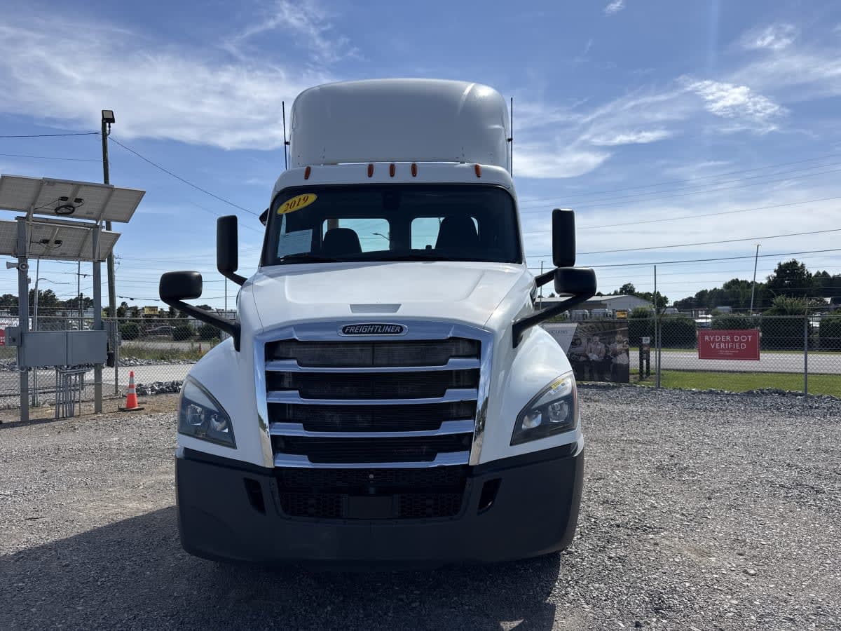 2019 Freightliner/Mercedes NEW CASCADIA PX12664 876831