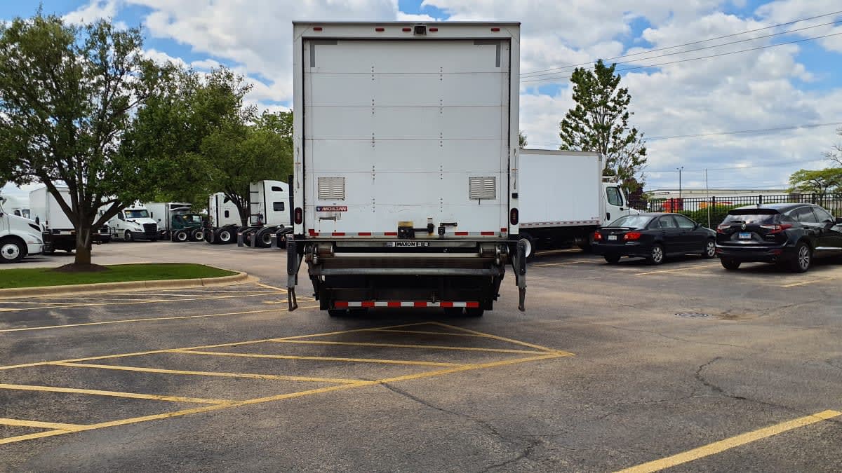 2019 Freightliner/Mercedes M2 106 876854