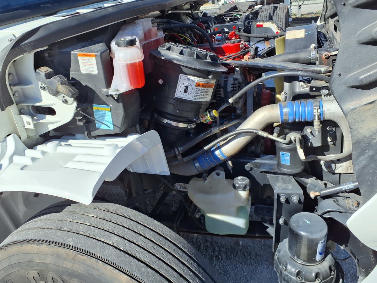 2019 Freightliner/Mercedes M2 106 876856