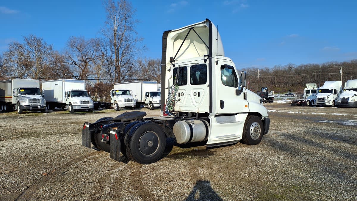 2019 Freightliner/Mercedes CASCADIA 125 876883