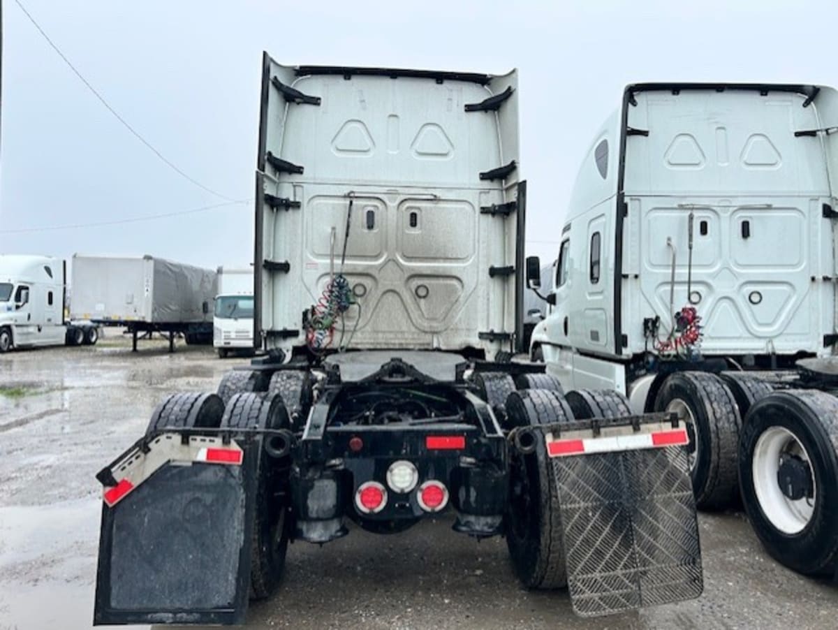 2019 Freightliner/Mercedes CASCADIA 125 876905