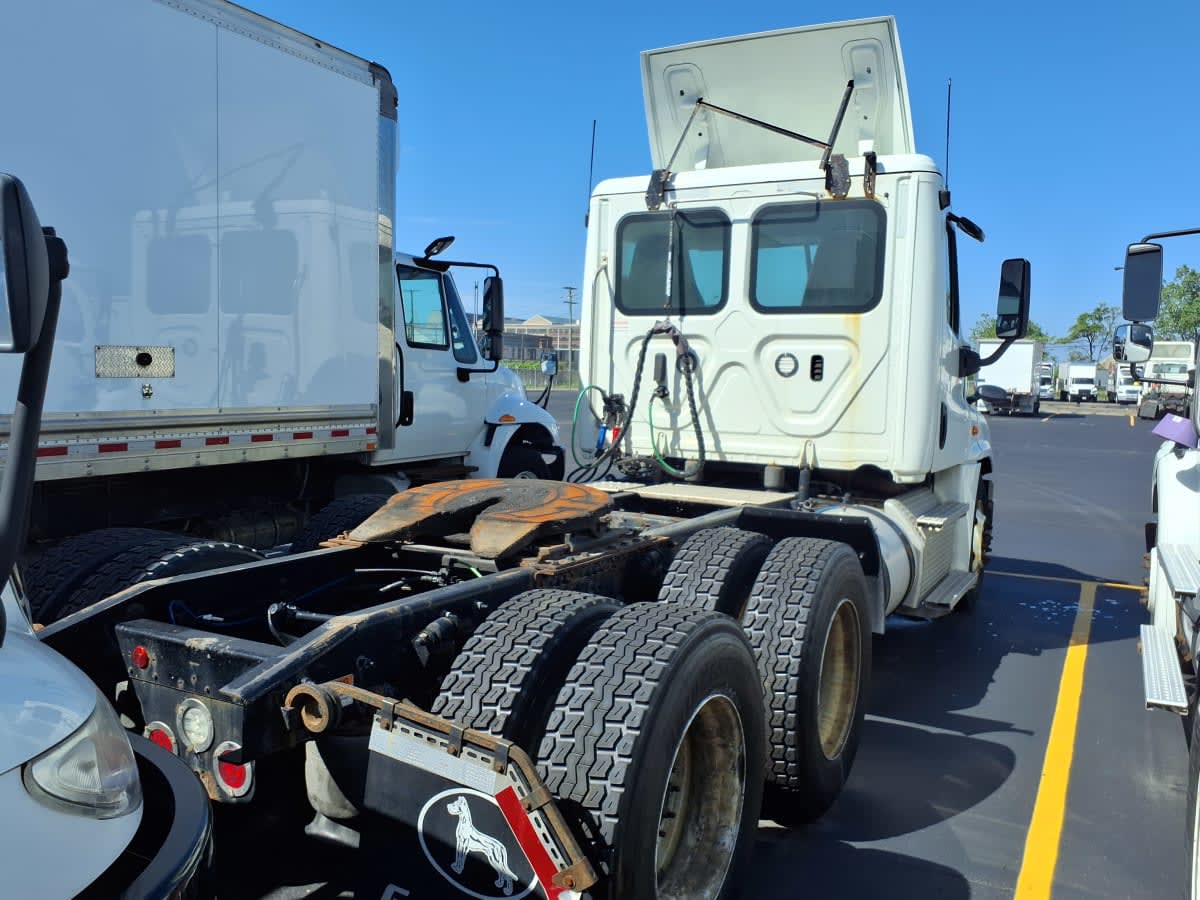 2019 Freightliner - image 6