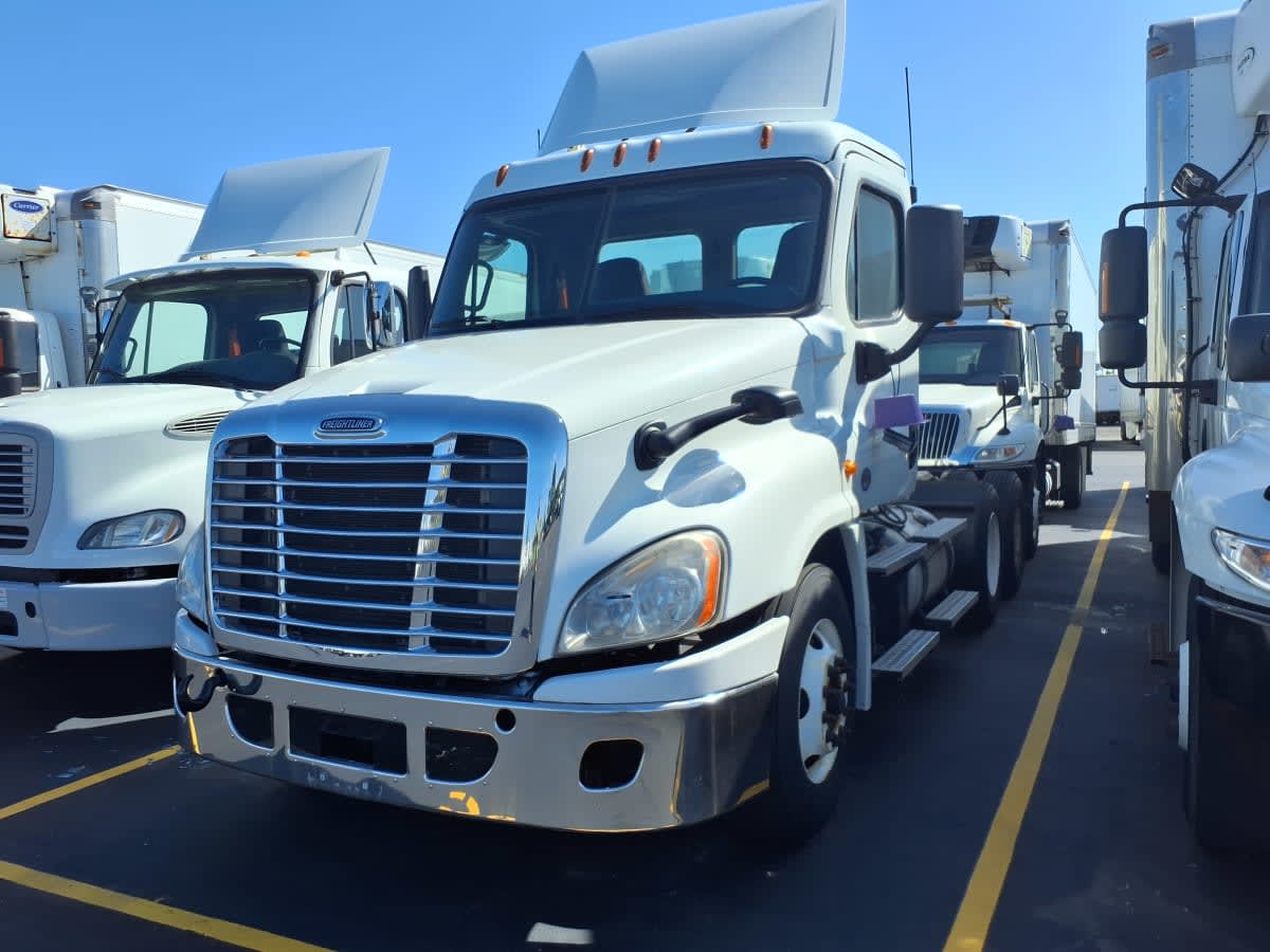 2019 Freightliner - image 3