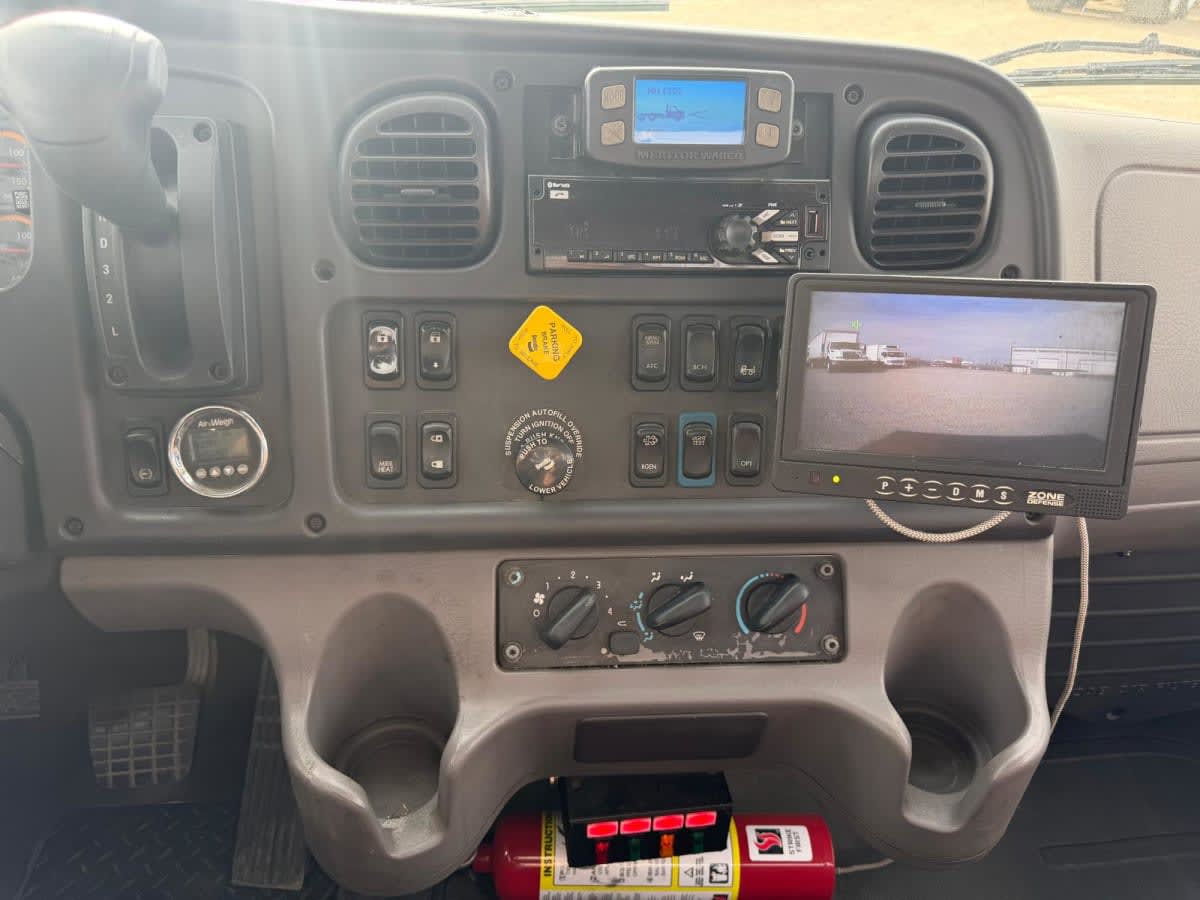 2019 Freightliner/Mercedes M2 106 876921