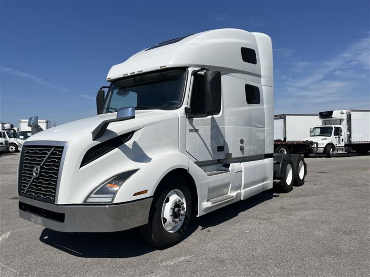 2019 Volvo VNL64T-760 877047